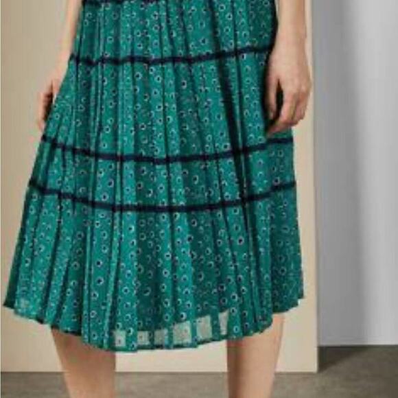 Ted Baker TALARLA Floral Dot green/black Midi Skirt  holiday party XS
C - Picture 5 of 13
